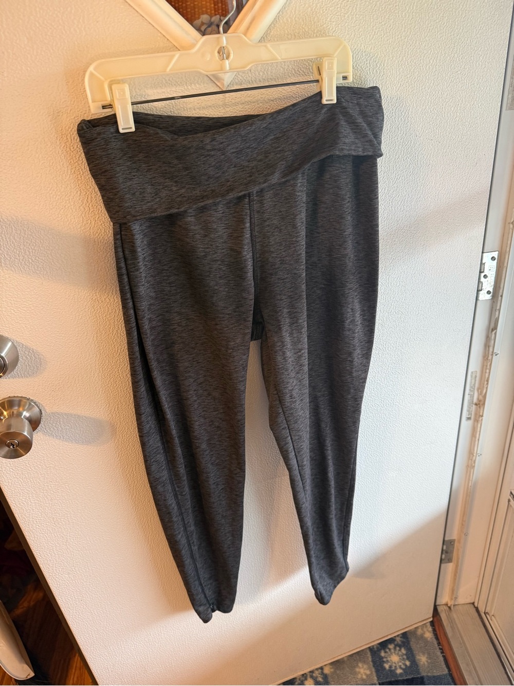 Barefoot Dreams Malibu Collection Butterchic Heavy Foldover Leggings - Carbon L